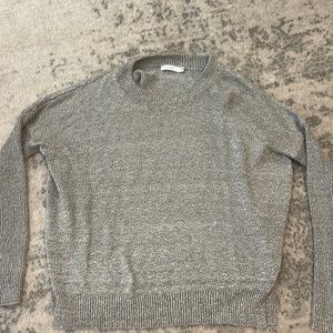 Gray long sleeve sweater